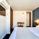Wit Hotel 3*